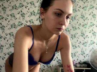 Selina on webcam for live free nude chat now
