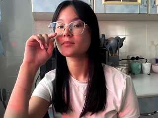 ThanhCiufo on webcam for live free nude chat now