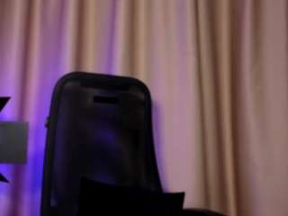 AmyLeeplays on webcam for live free nude chat now