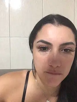Andreininha naked in live sex video chat