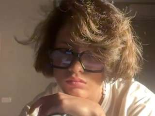 CatalinaGallo on webcam for live free nude chat now