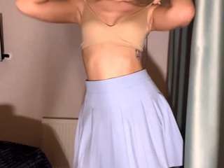 ClaireWilliams on webcam for live free nude chat now