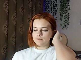 DiyaKaur on webcam for live free nude chat now