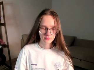 DorothaLoske on webcam for live free nude chat now