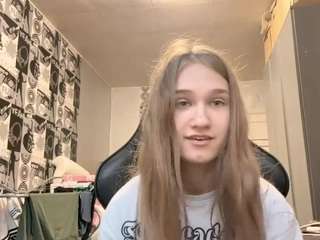 ElodieNielsen on webcam for live free nude chat now