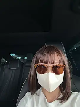 eru2025 naked in live sex video chat