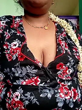 Geetha227 naked in live sex video chat