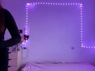 GiannaHernandez on webcam for live free nude chat now