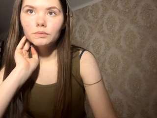 GiannaJohnson on webcam for live free nude chat now