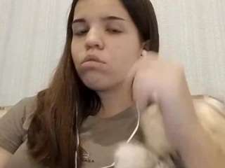 HazelNguyen on webcam for live free nude chat now