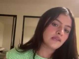 imjustaprimcess1 on webcam for live free nude chat now