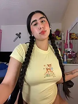 Miichii naked in live sex video chat