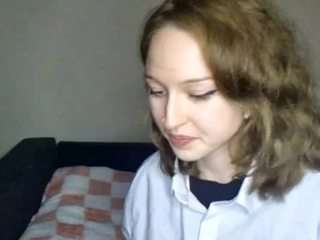 MilaMoore on webcam for live free nude chat now