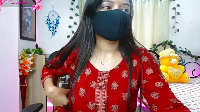 thyAnvi naked in live sex video chat