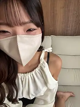 y_yunchan naked in live sex video chat