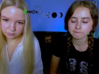yuna-etoile on webcam for live free nude chat now