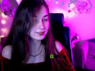 zara-lys on webcam for live free nude chat now
