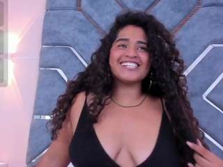 Alana Silva on webcam for live free nude chat now