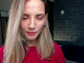 ameliaeili on webcam for live free nude chat now