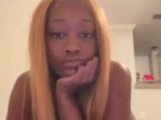 amirahavonne on webcam for live free nude chat now
