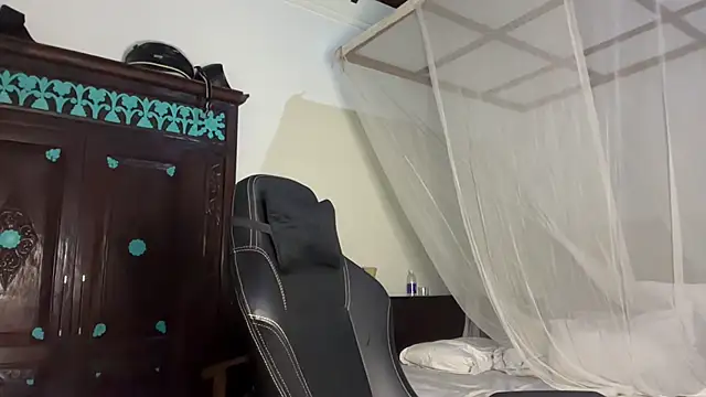Bae_Belle naked in live sex video chat