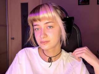 ChristenaWasiuta on webcam for live free nude chat now