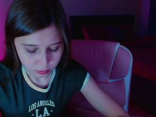 Eva Vuv on webcam for live free nude chat now
