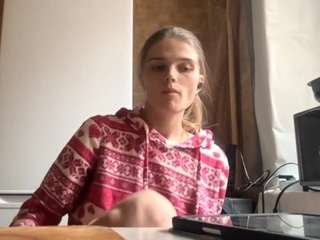 JudyGerety on webcam for live free nude chat now