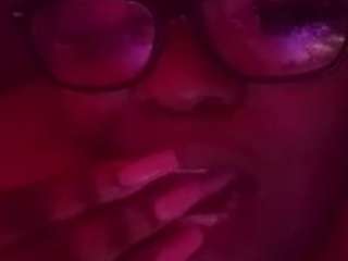 juniebjoness on webcam for live free nude chat now