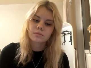 KassandraGoodknight on webcam for live free nude chat now