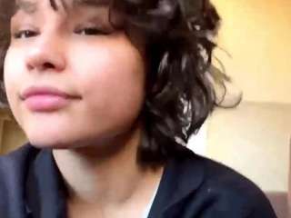 KristyKamakea on webcam for live free nude chat now
