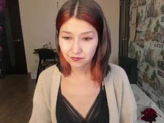 Leylla13 on webcam for live free nude chat now