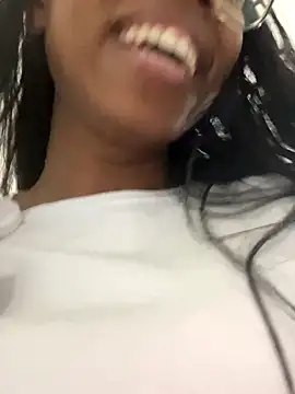 raphaelasoares naked in live sex video chat