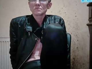 sexygeny2761001440025 on webcam for live free nude chat now