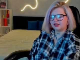 shadow-purr on webcam for live free nude chat now