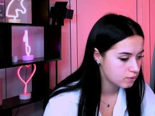 skye-vexa on webcam for live free nude chat now