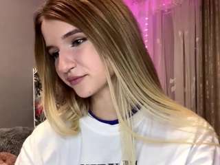 StacieGatley on webcam for live free nude chat now
