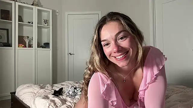 TheRealKenleyW naked in live sex video chat