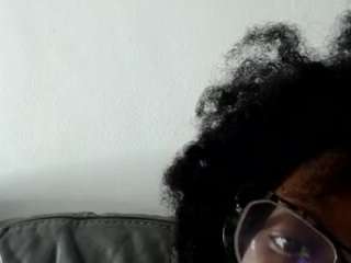 Victoriatitah on webcam for live free nude chat now