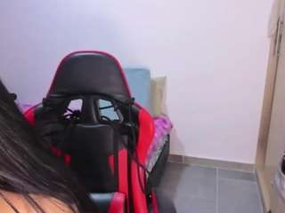 xmilee on webcam for live free nude chat now