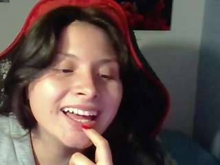 yessicagomez01 on webcam for live free nude chat now