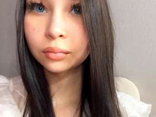 ZettaJanowiec on webcam for live free nude chat now