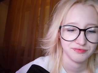 CorrineBeshears on webcam for live free nude chat now