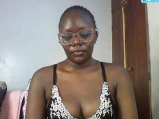 ellee on webcam for live free nude chat now