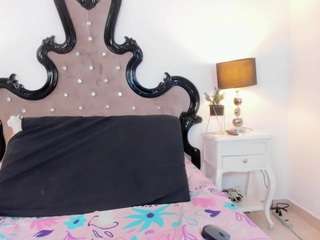 Gabyy-Ruiiz on webcam for live free nude chat now