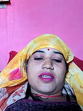 Hot_kamla naked in live sex video chat