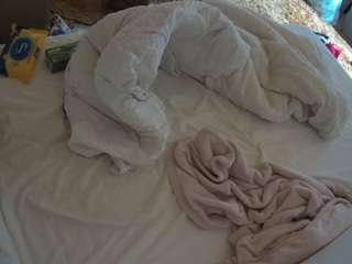Julmodels Bedroom-C1 on webcam for live free nude chat now
