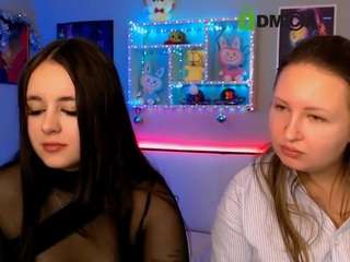 Karnelia-sweet on webcam for live free nude chat now