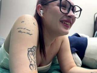 KelseyLindquist on webcam for live free nude chat now