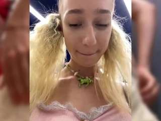 Lia__Love on webcam for live free nude chat now